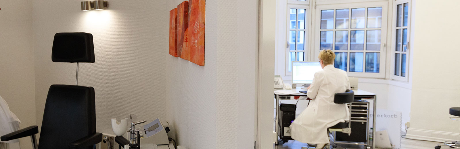 Titelbild: Behandlungszimmer Hören